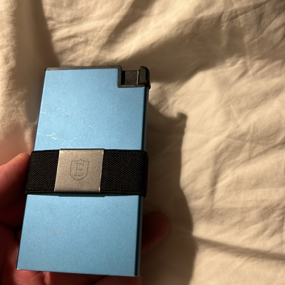 Ekster Metal Card Holder
